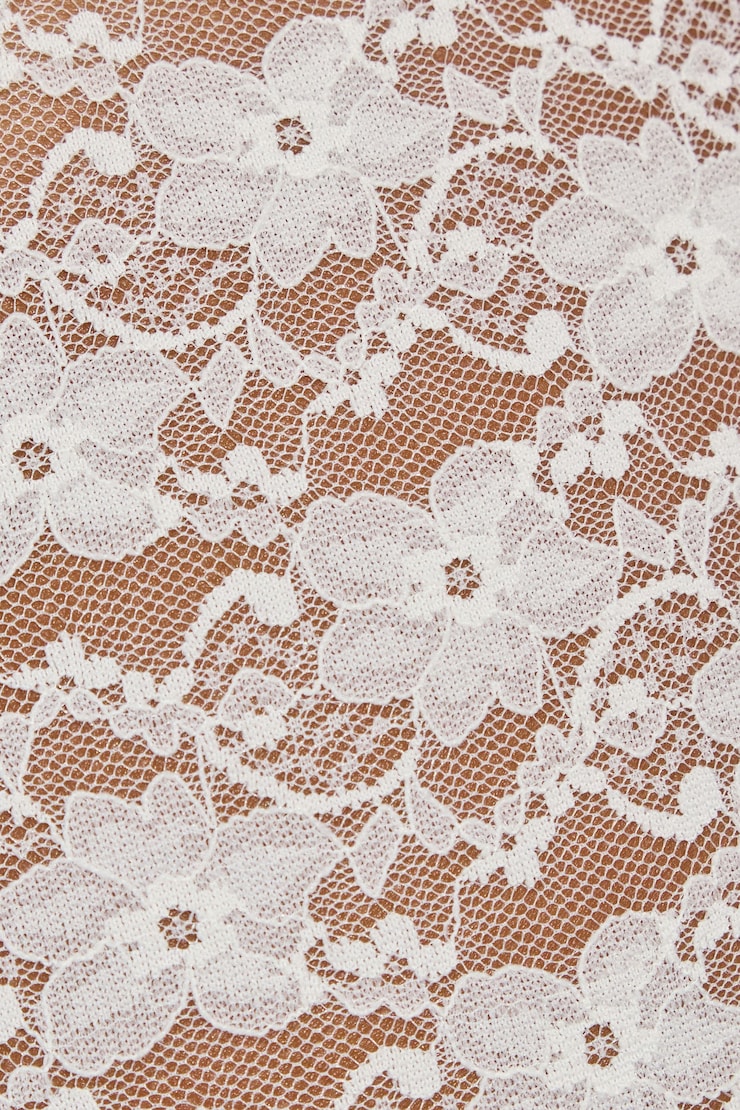 Lace Shorts Beige - Image 4