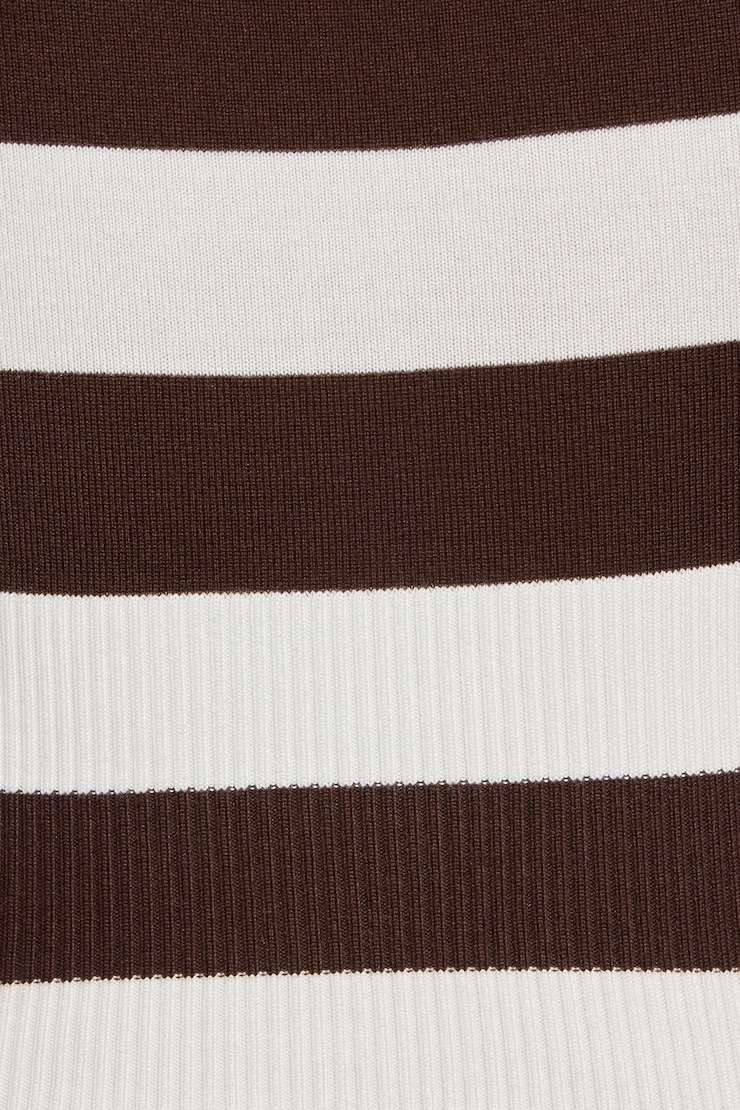 Ryan Fitted Boatneck Sweater Brown - Image 4